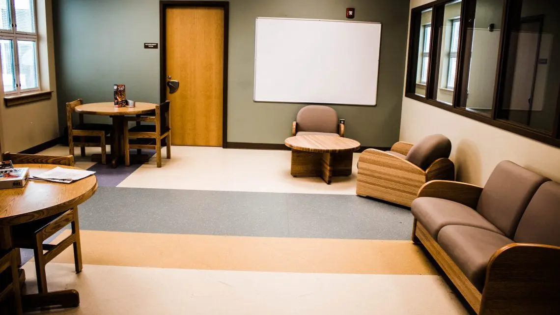 Pathways Recovery Mens Residential Roseville Photo4