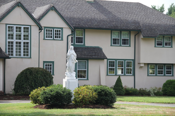 Mclean Ambulatory And Residential Treatment Center At Naukeag Petersham Front