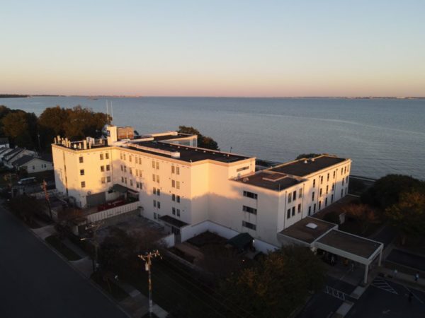 Aerial view of the rPyramid Healthcare Newport News.