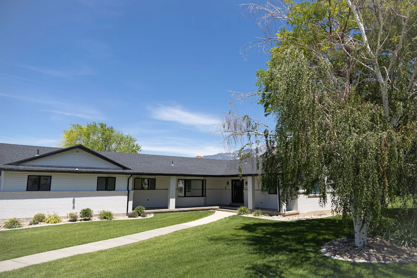Exterior of Deer Hollow Recovery Mountainside residence in Draper