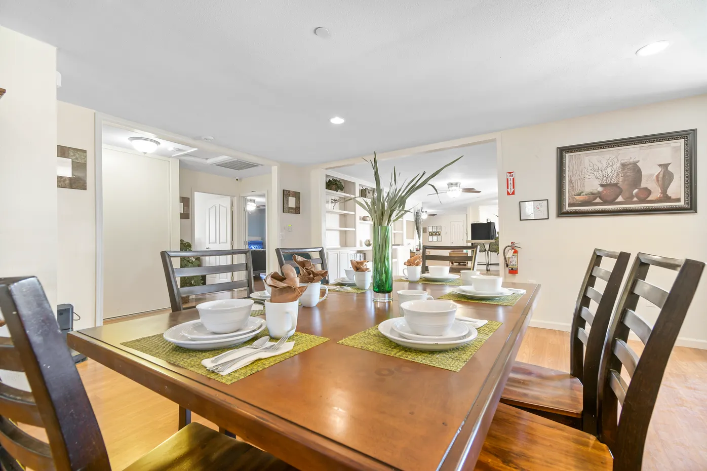 Dining table set with bowls and napkins