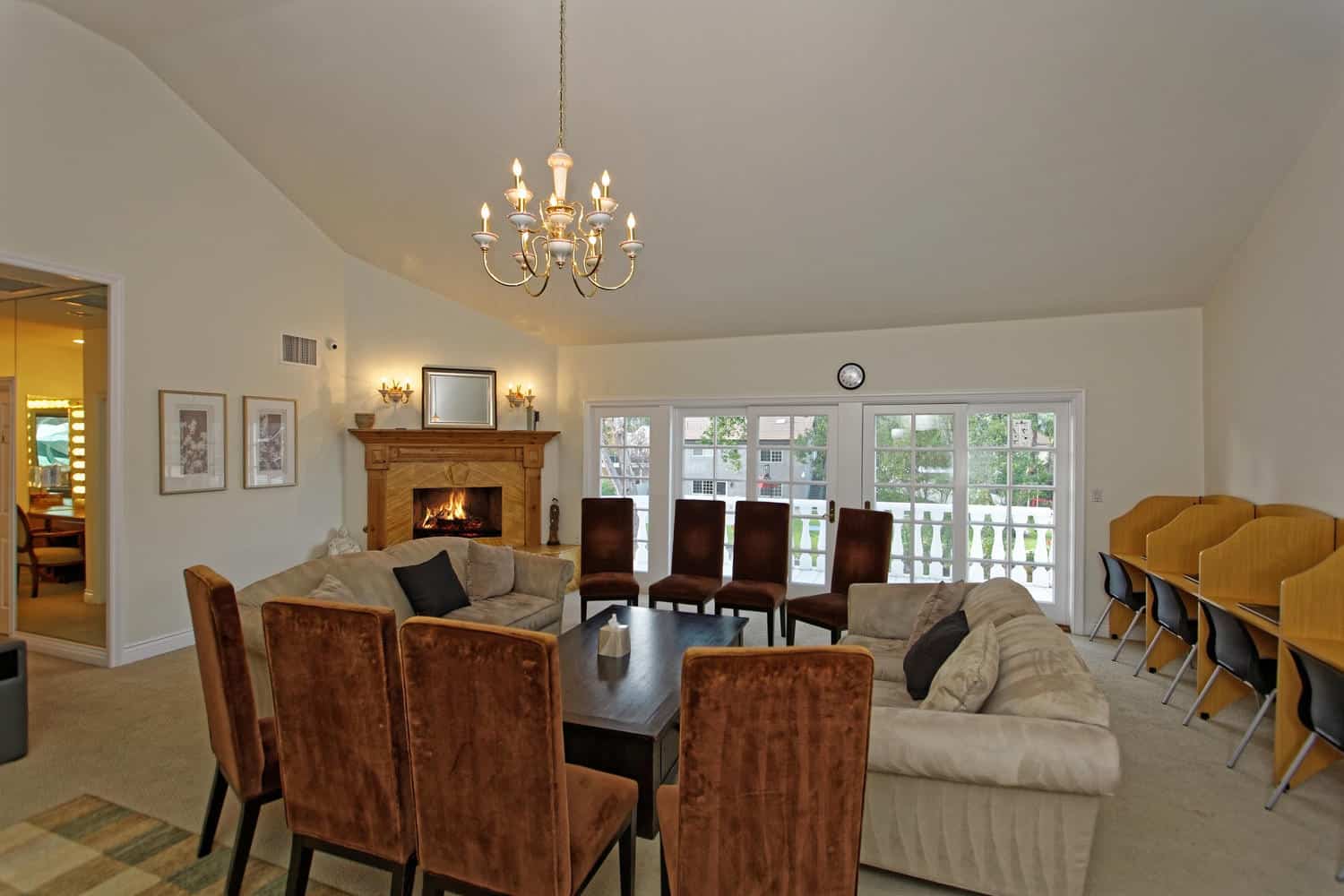 Harmony Place Lounge