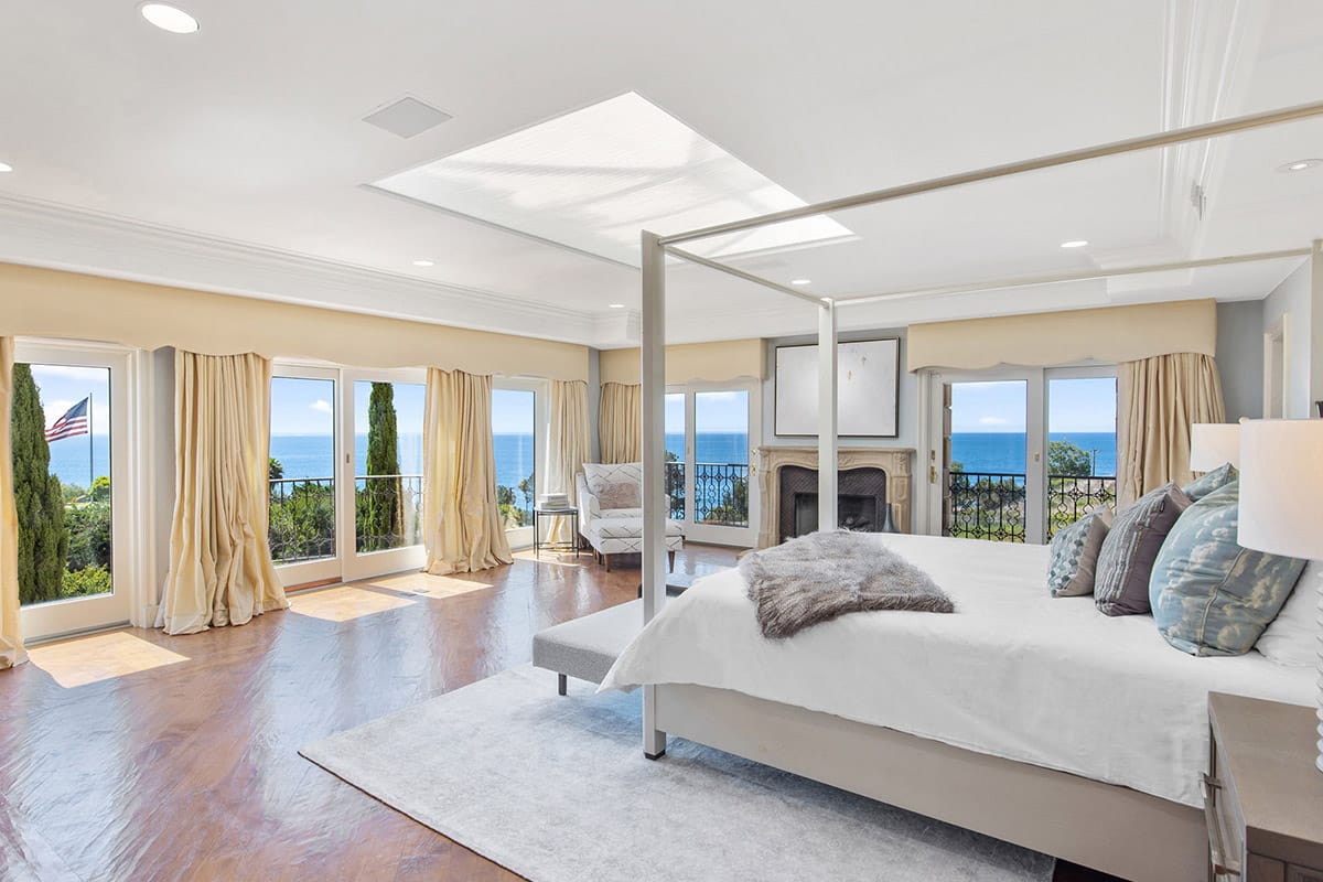 Spacious suite with vaulted ceilings and ocean views