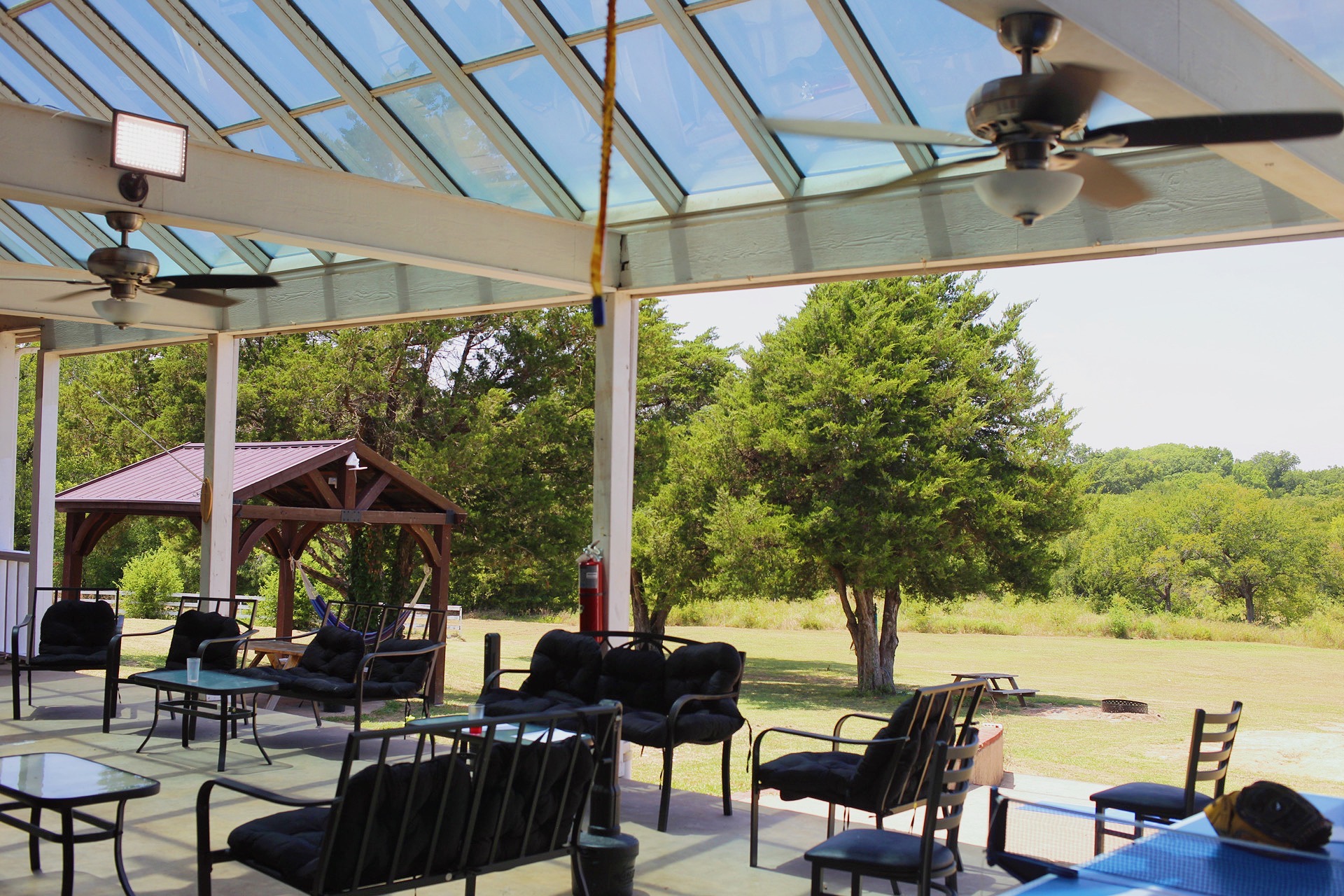 Discovery Point Retreat Ennis Patio