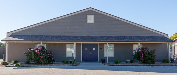 Front view of the Clinton Truman Lake Women & Children’s Center building.