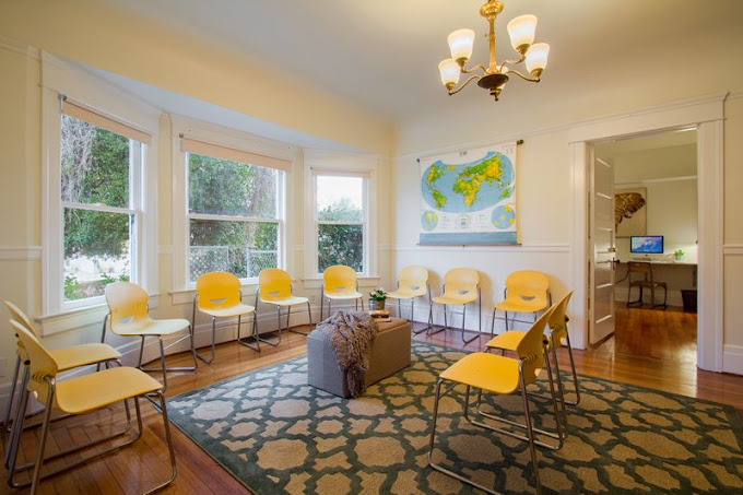 Insight Treatment Programs Pasadena Group Therapy Room