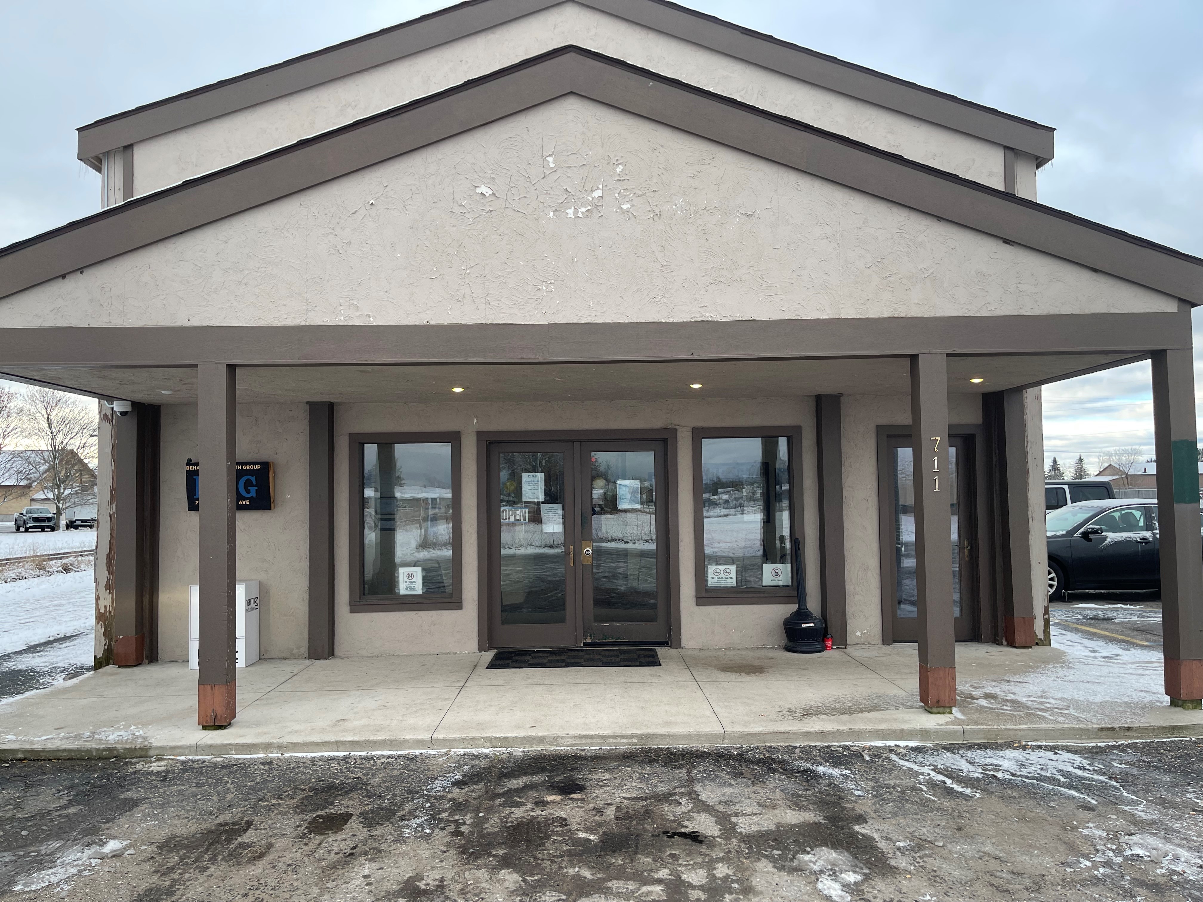 Front entrance of BHG Gaylord Treatment Center