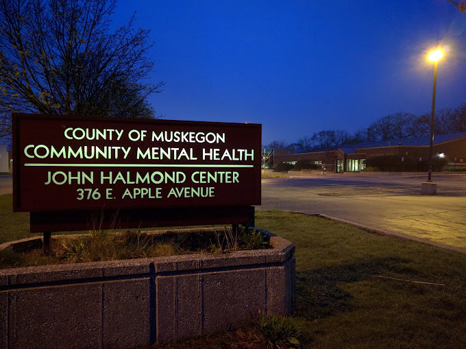 Healthwest Muskegon County Muskegon Entrance Sign
