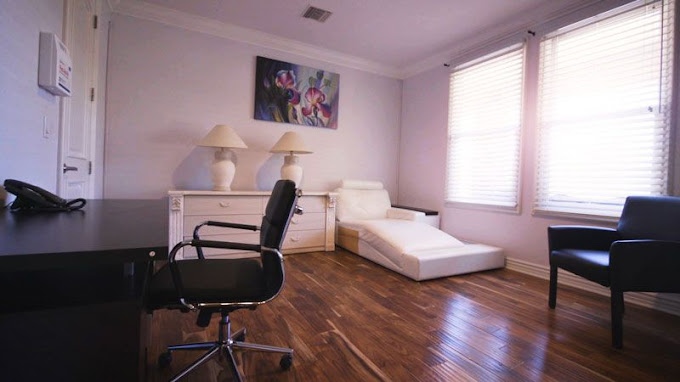 Crosspointe Recovery Sherman Oaks Therapy Room