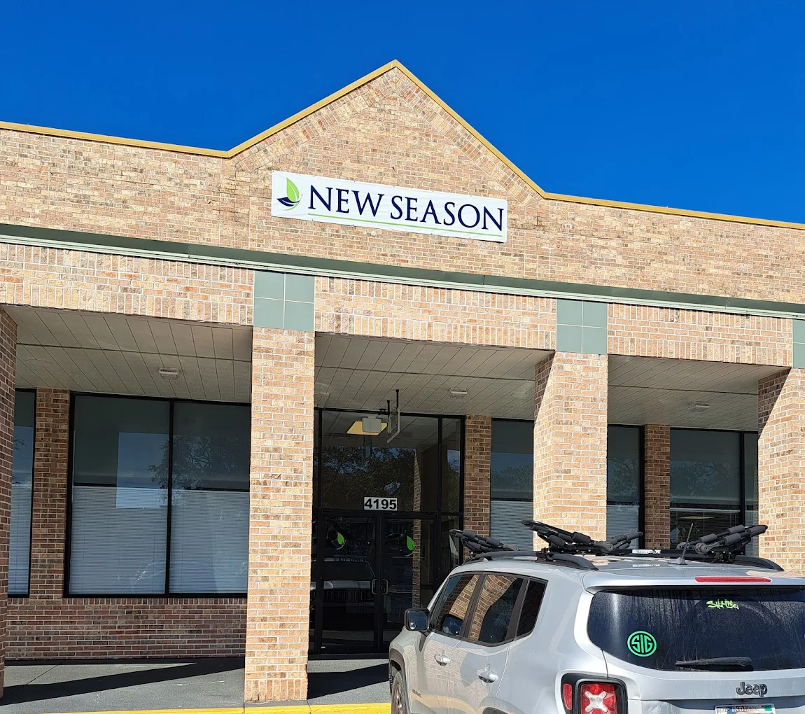 Exterior entrance of New Season Hernando County Treatment Center
