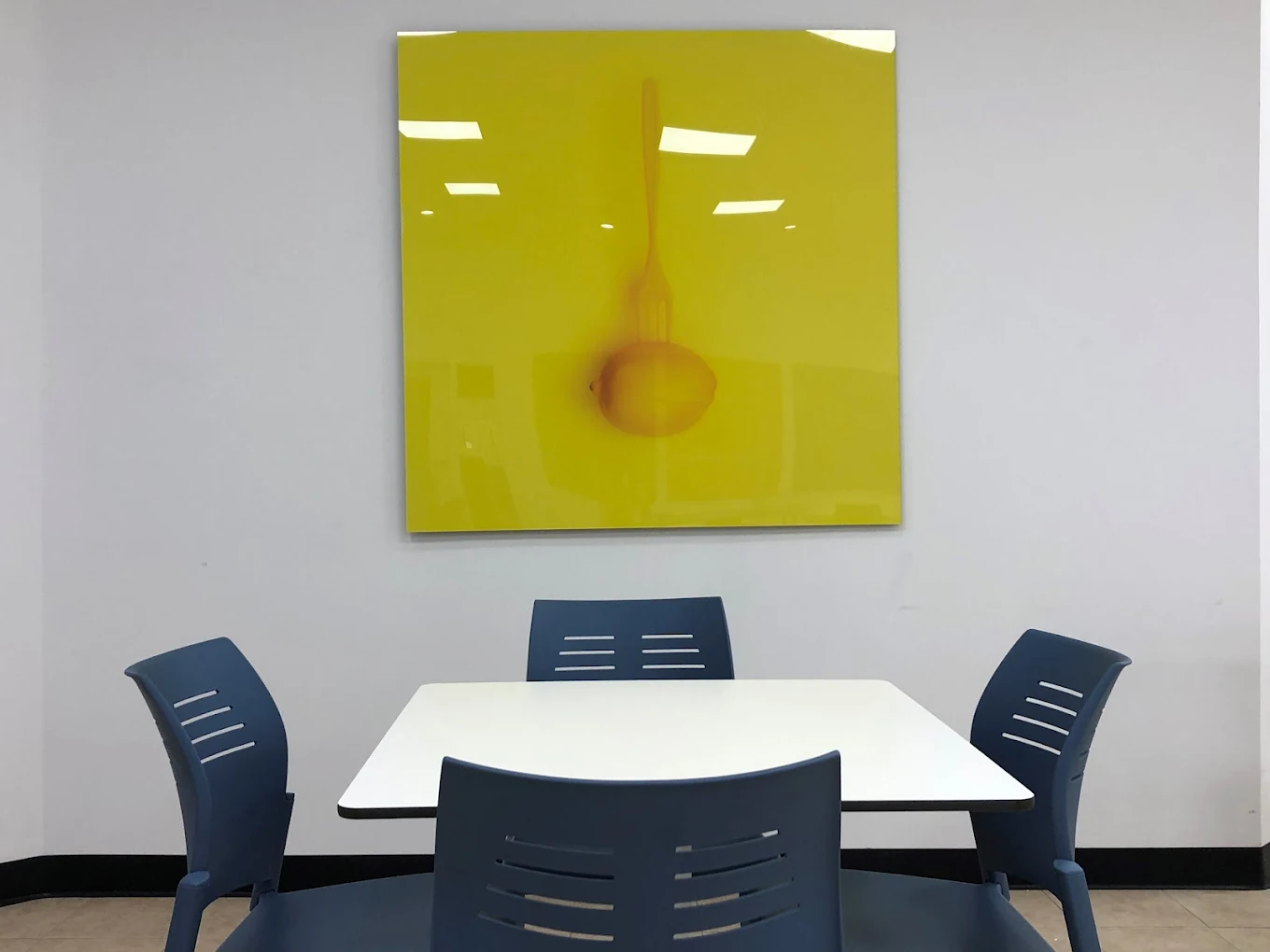 Group dining and meeting room with table and chairs