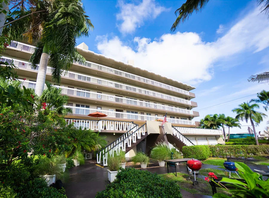 Barbeque Area Sunlight Recovery Llc Boca Raton