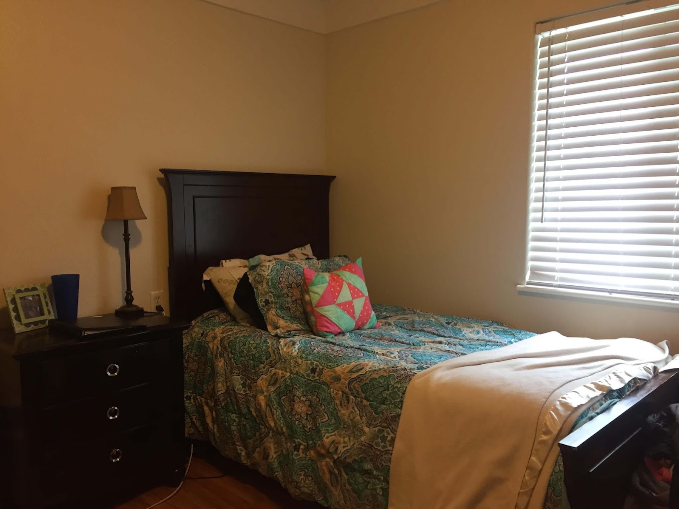 Oregon Trail Recovery Llc Portland Bedroom
