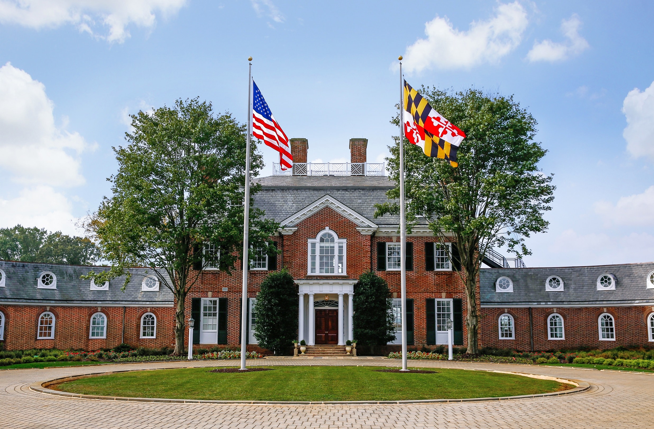Recovery Centers Of America Bracebridge Hall Entrance