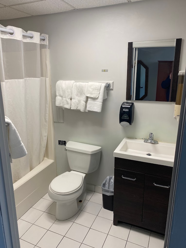 Seafield Center Inc Inpatient Rehabilitation Westhampton Beach Bathroom