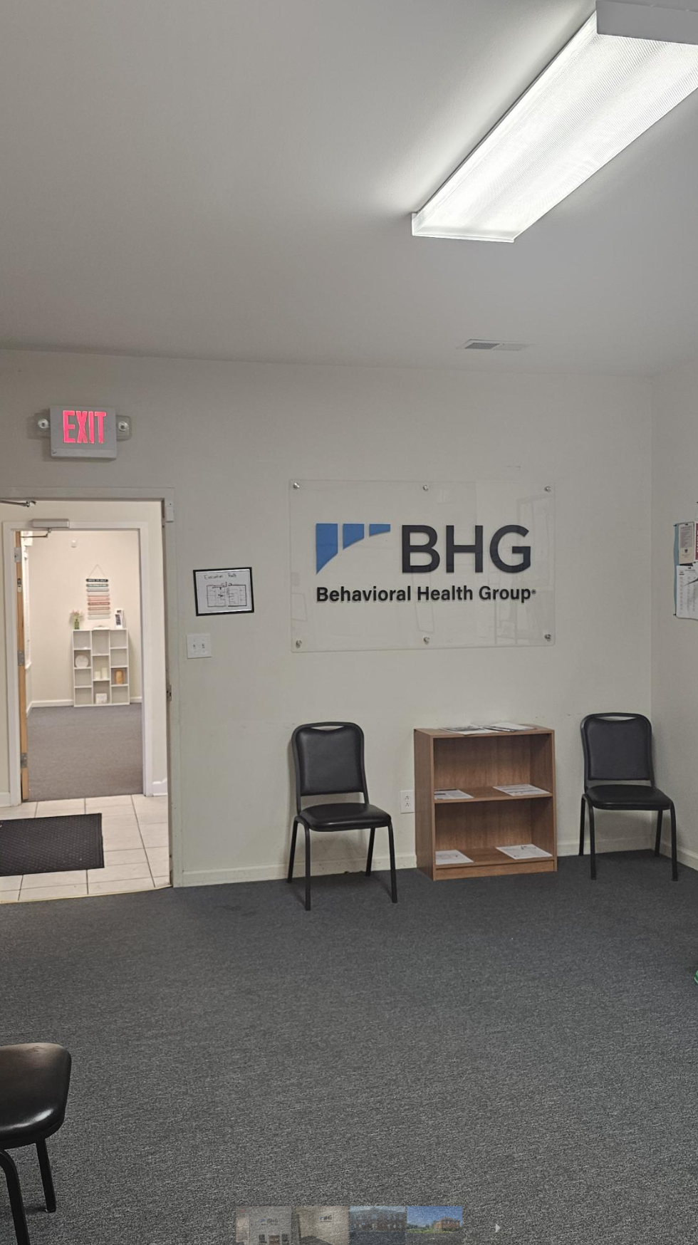 Lobby seating area at BHG Frankfort Treatment Center