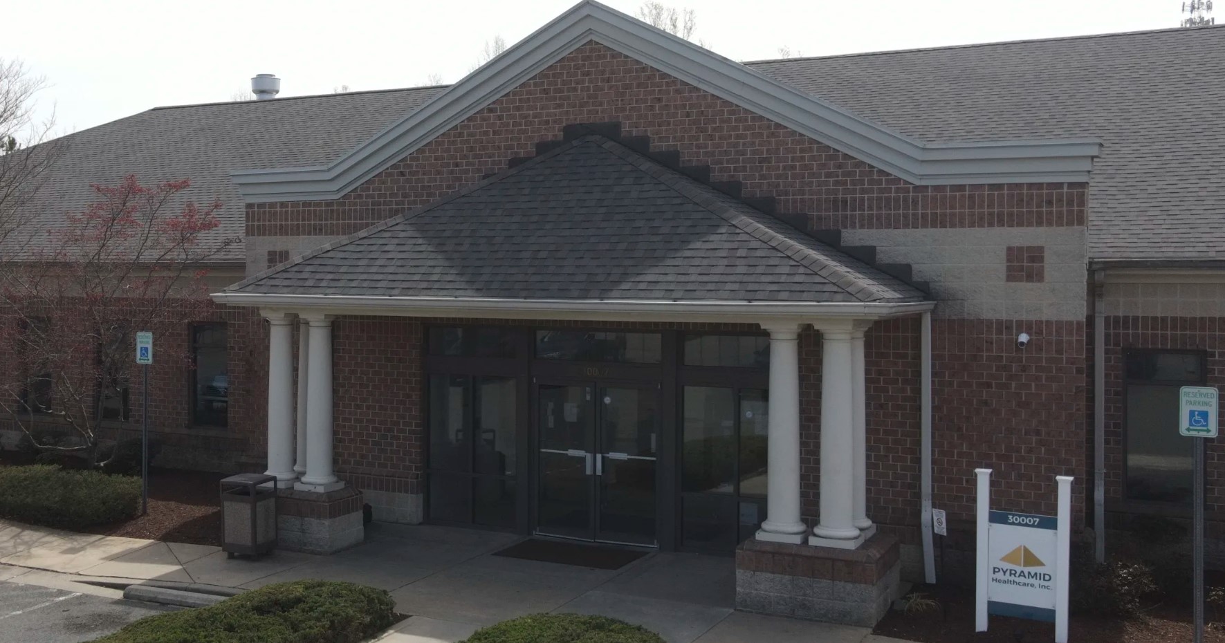 Pyramid Walden Llc Charlotte Hall Anchor Charlotte Hall Entrance