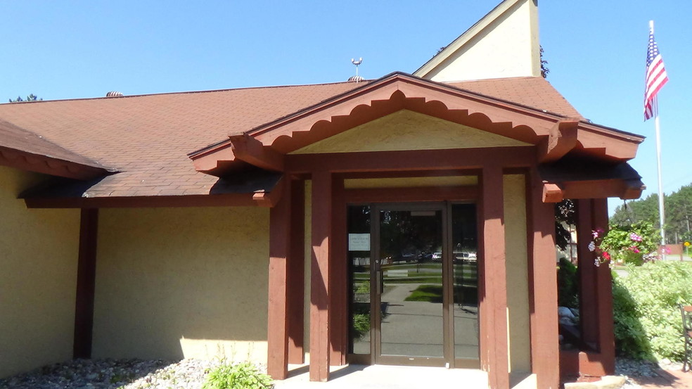 Bear River Health Gaylord Entrance